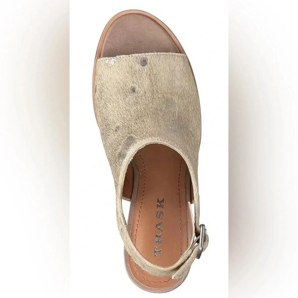 Trask — Parker Heeled Sandal In Bone Matallic Haircalf - Picture 2 of 3
